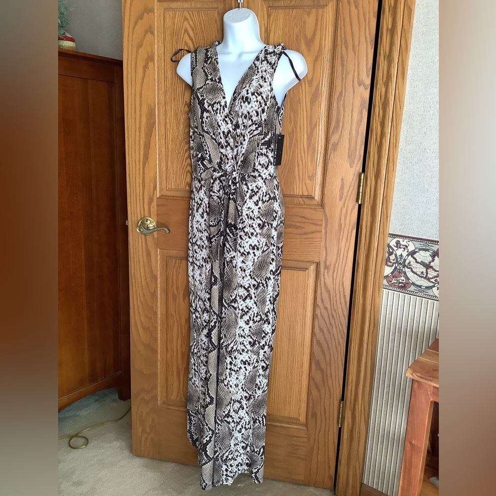 NWT snakeskin print jumpsuit Sz 6